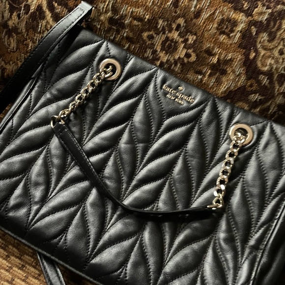 Kate Spade purse - Picture 1 of 4